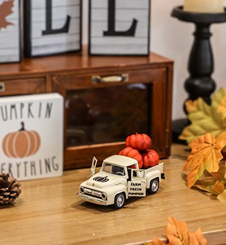 Fall Pumpkin Truck Decor